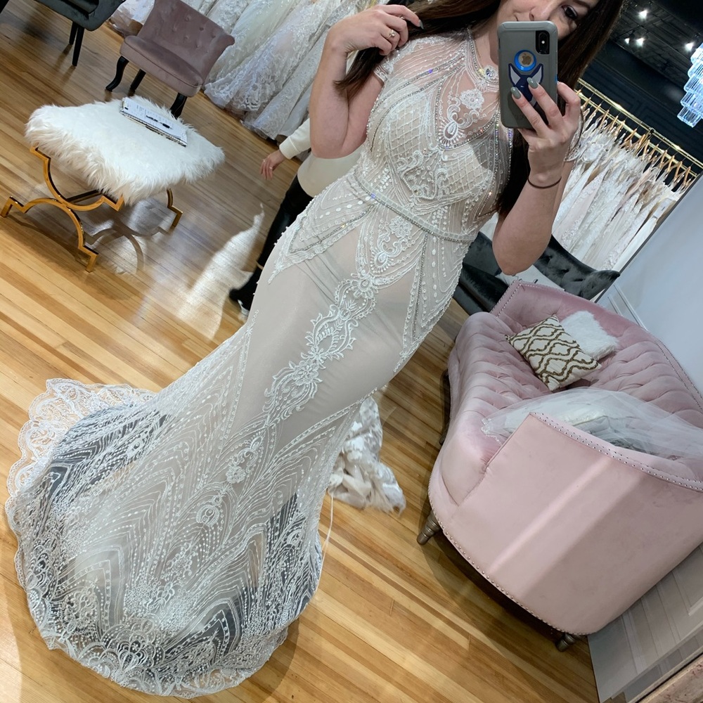 Berta Wedding Dress 16-04 Size 40 - Picture 6 of 16